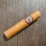 【Cigar】モンテクリスト メディアコロナ – 短いけれど太いモンテの旨み【Cuba】
